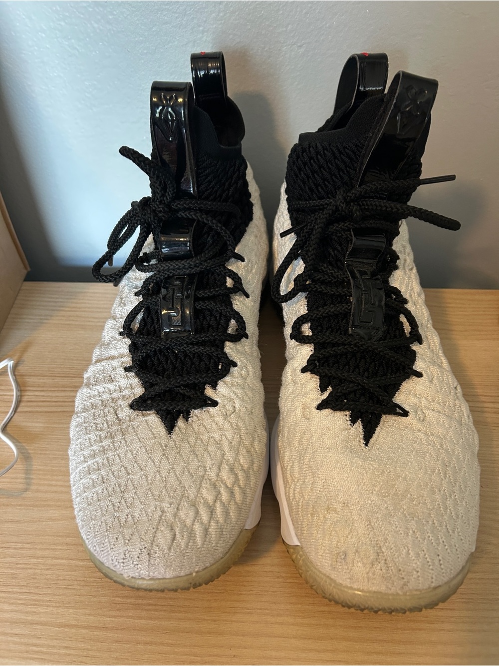 Nike LeBron 15 'Graffiti' basketball sneakers size 12